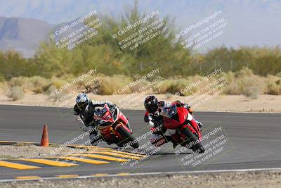 media/Oct-08-2022-SoCal Trackdays (Sat) [[1fc3beec89]]/Turn 10 (945am)/